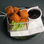 Rántott Camembert Falatkák